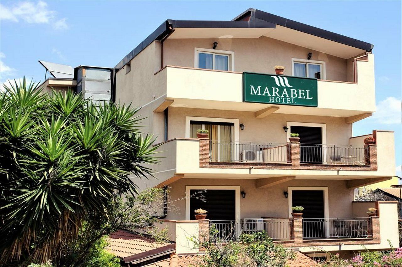 Hotel Marabel SantʼAlessio Siculo Exteriér fotografie
